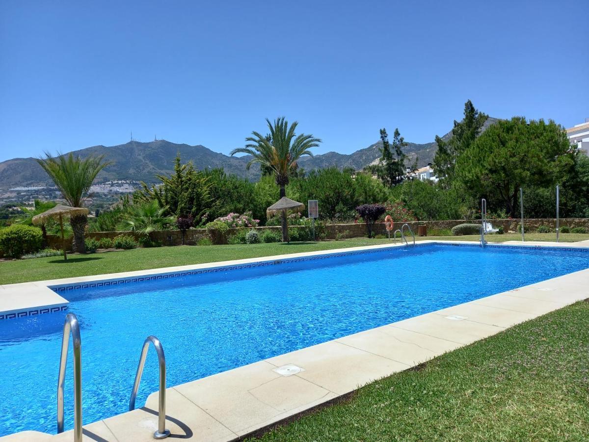 Amplio, Luminoso Y Moderno Apartamento Con Amplia Terraza Y Hermosas Vistas En Exclusiva Urbanizacion Benalmádena Εξωτερικό φωτογραφία